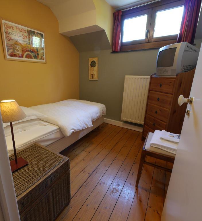 L'Etape Fagnarde - Bed, Breakfast & Sauna Spa Bilik gambar